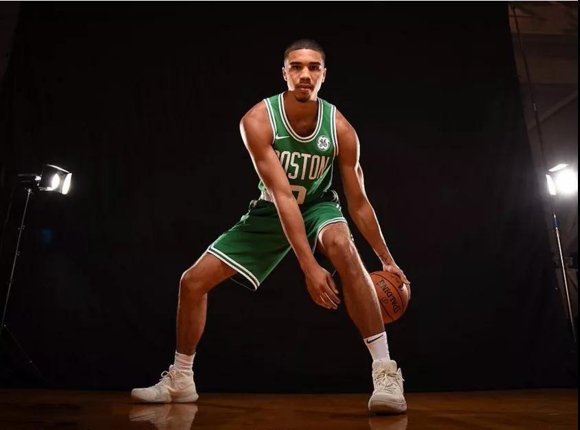 的推出奠定 的推出奠定